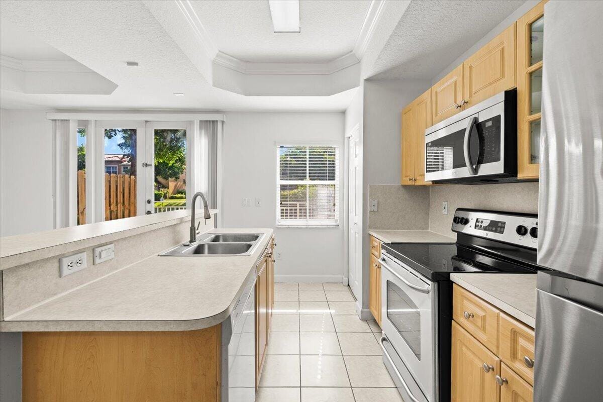 4962 Leeward Lane 3807 — photo 9