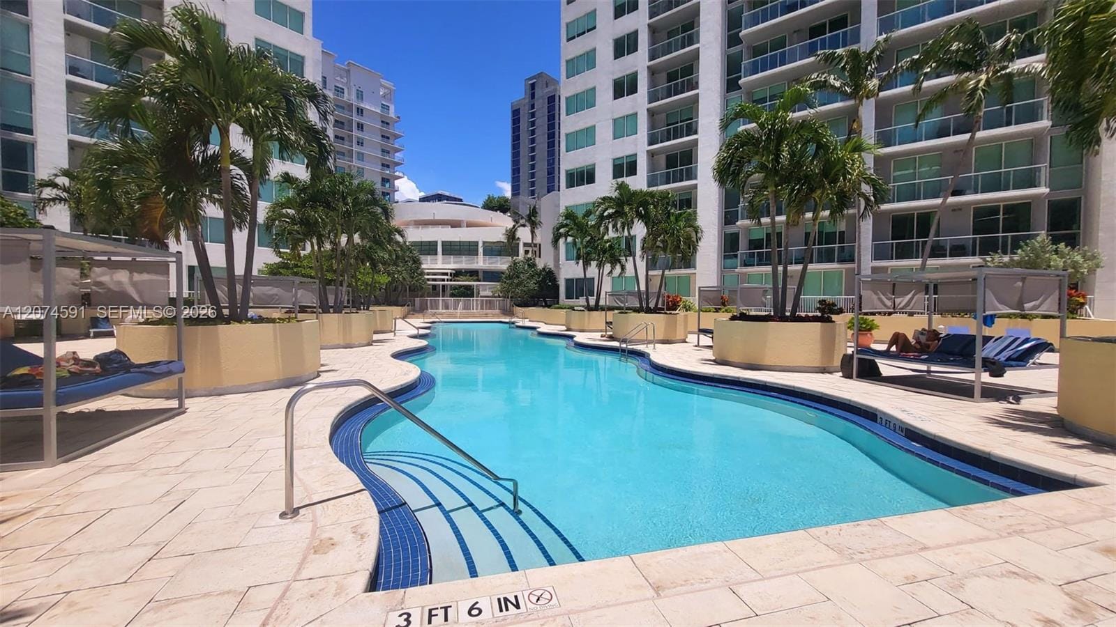 253 NE 2nd Street 1004, Miami, FL 33132 photo 15