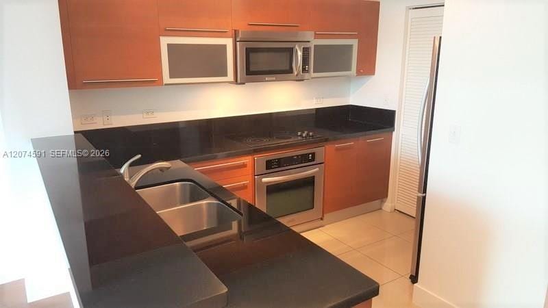 253 NE 2nd Street 1004, Miami, FL 33132 photo 7