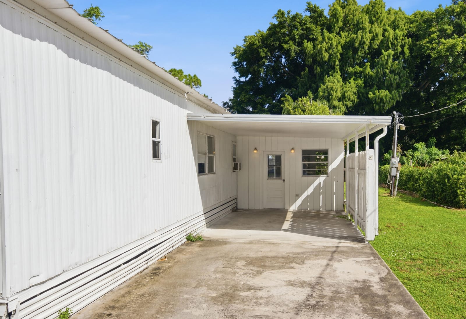 1823 SW College Street, Stuart, FL 34997 photo 5