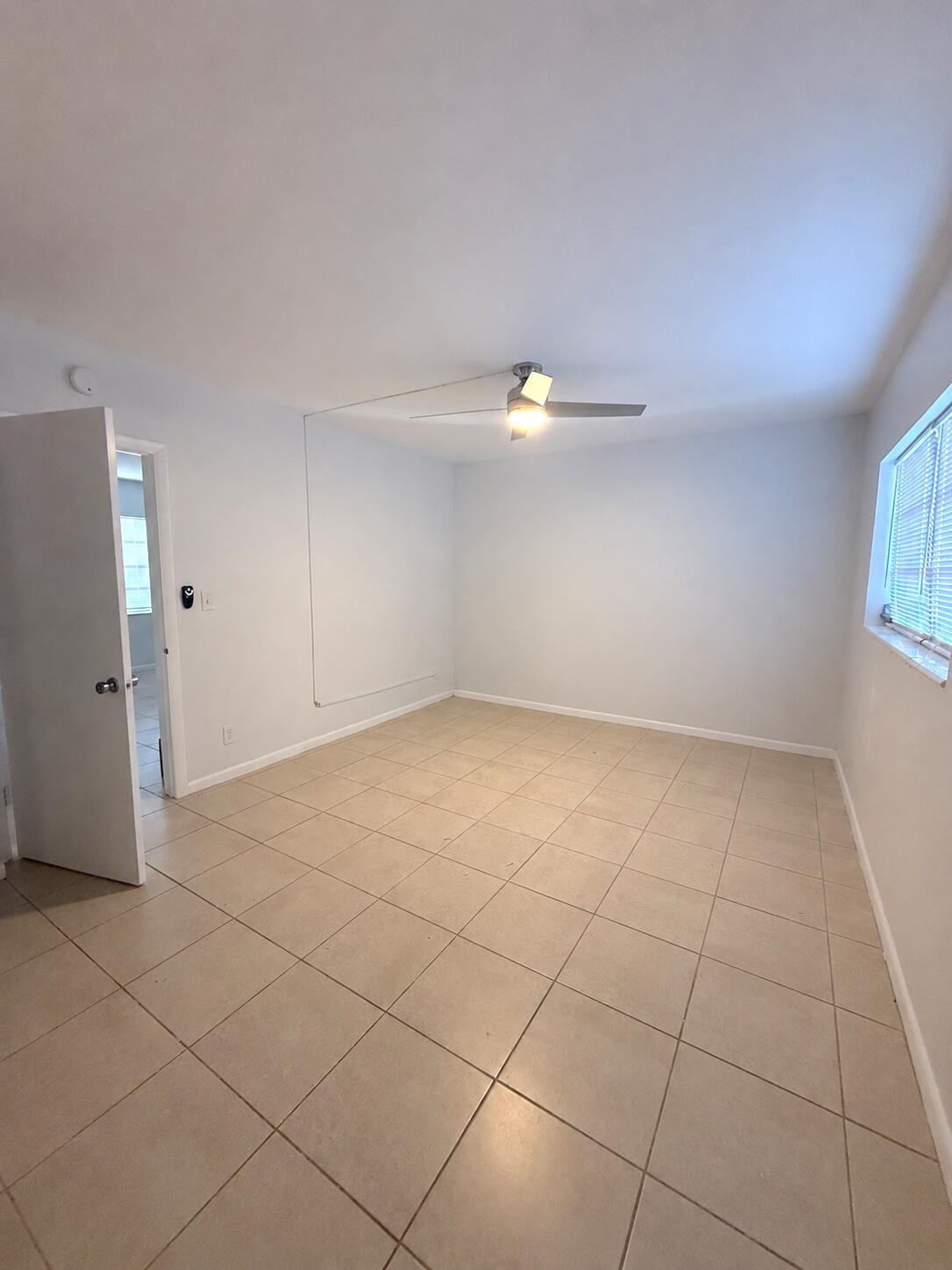 2017 NE 18TH Street 2, Fort Lauderdale, FL 33305