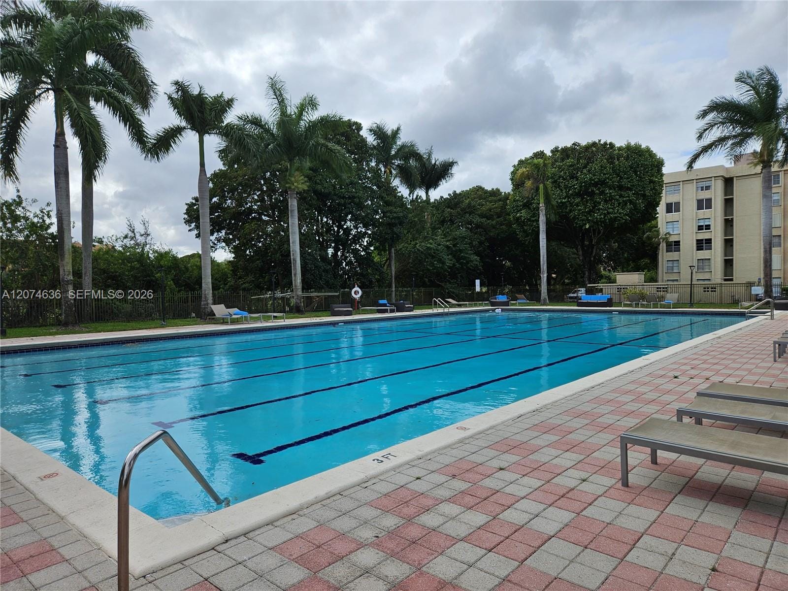 9320 Fontainebleau Boulevard 401, Miami, FL 33172 photo 13