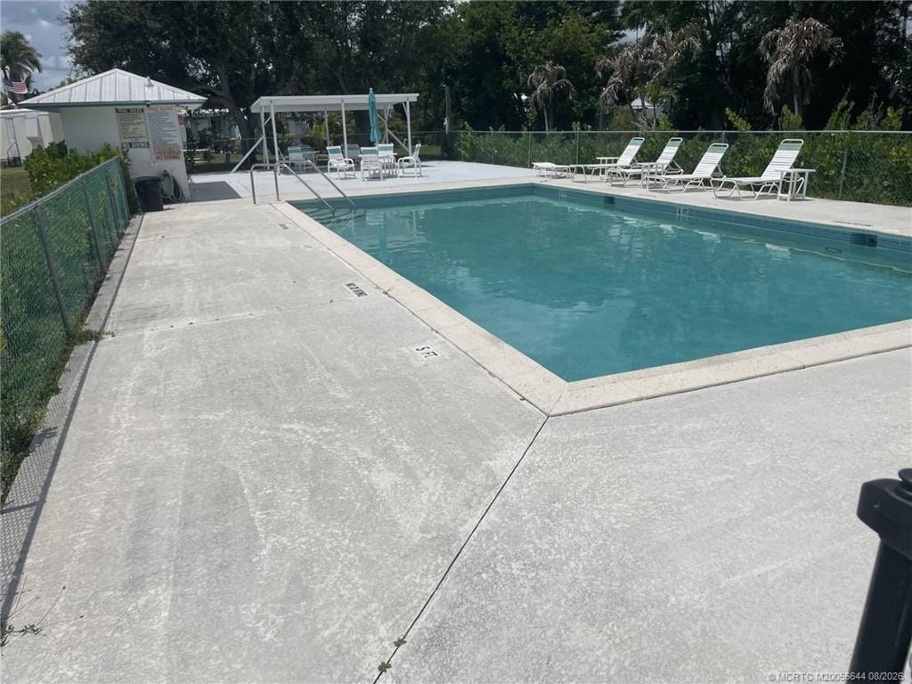 602 Tahiti Way NE, Jensen Beach, FL 34957 photo 3
