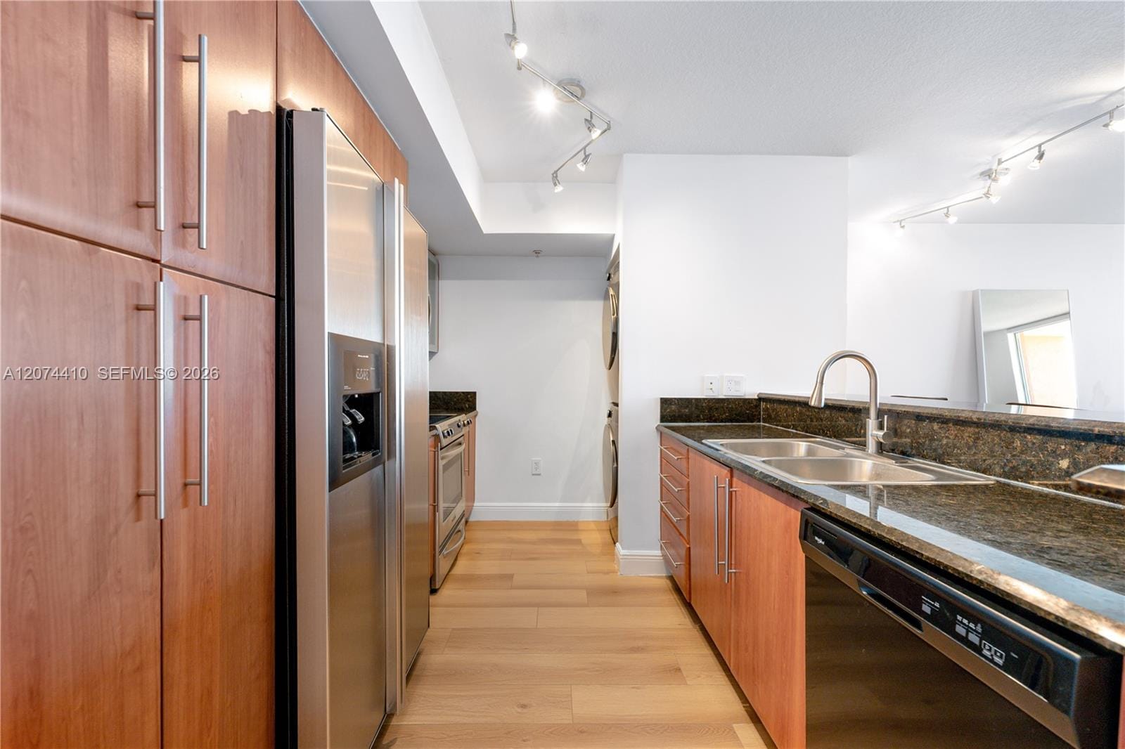 3232 Coral Way 1507 — photo 8
