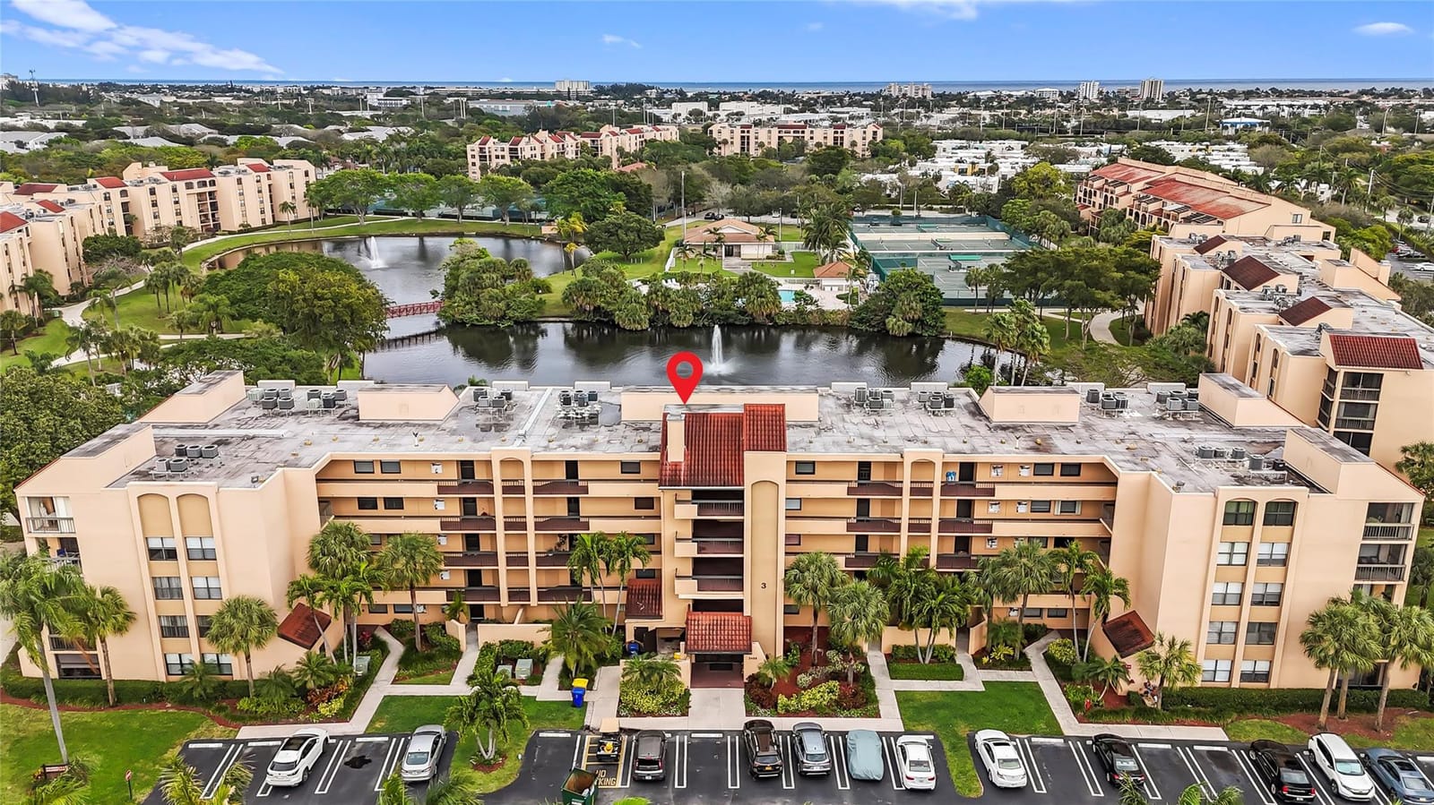 2455 LINDELL Boulevard 3210 — photo 2