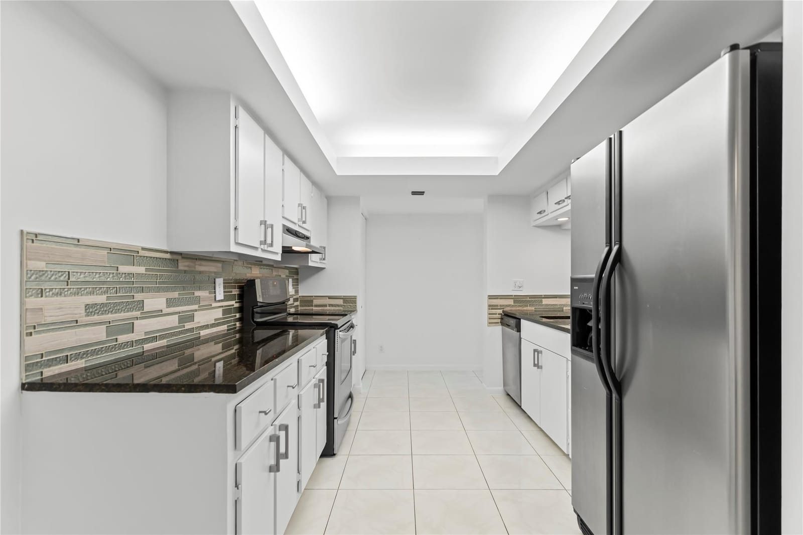 2455 LINDELL Boulevard 3210 — photo 11
