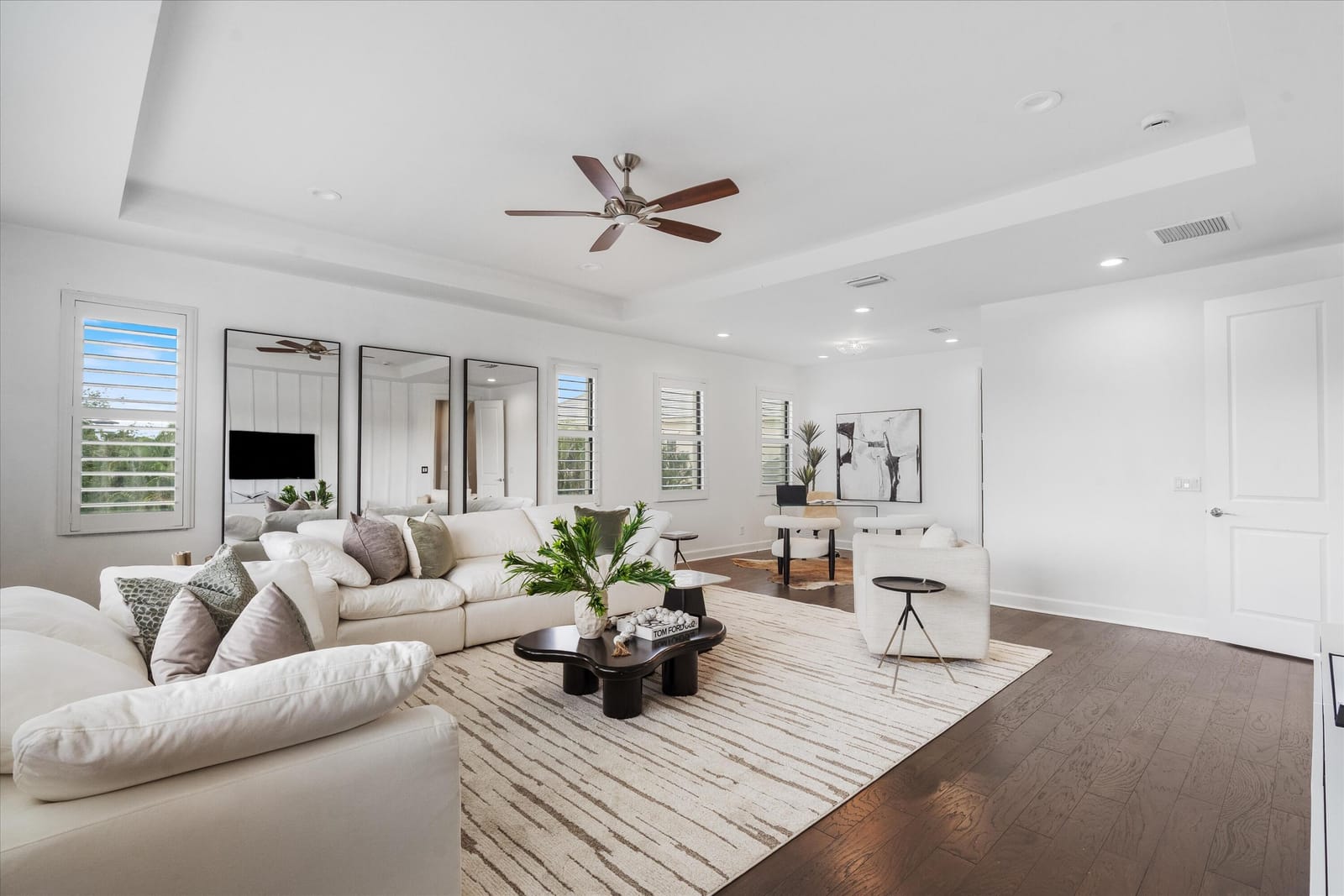 17511 Cadena Drive — photo 9