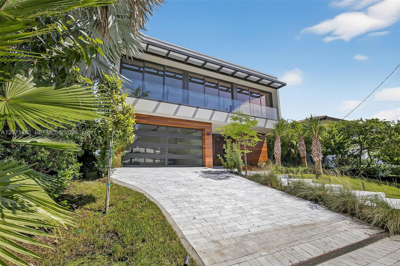 620 Solar Isle Drive — photo 8