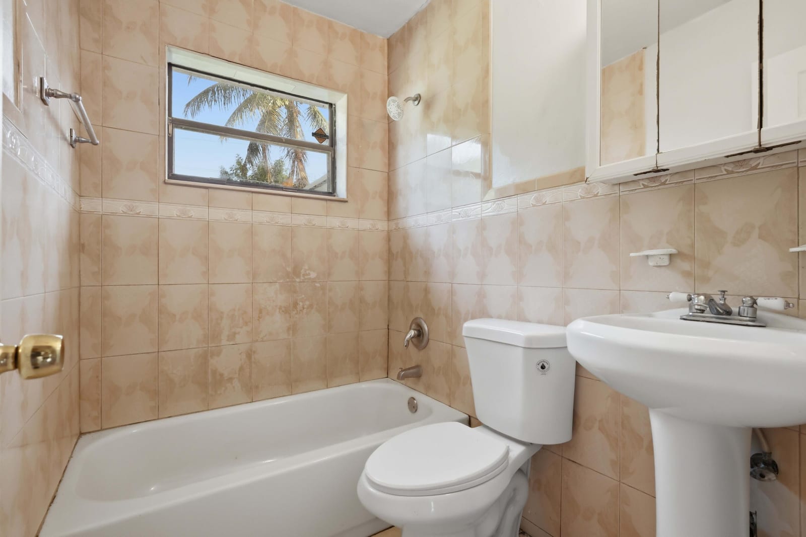 980 NW 183RD Street, Miami Gardens, FL 33169 photo 13