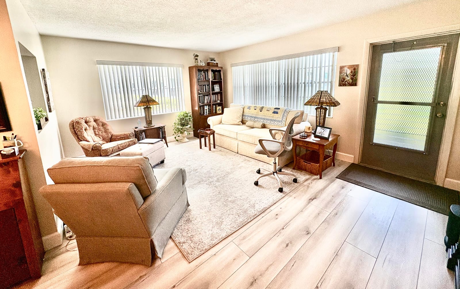 140 WINDSOR G, West Palm Beach, FL 33417 photo 2