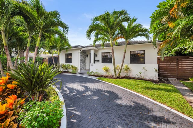 300 35th Street, sold in ZIP 33407, West Palm Beach, FL