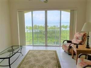 27 HARBOUR ISLE Drive W 305 — photo 10