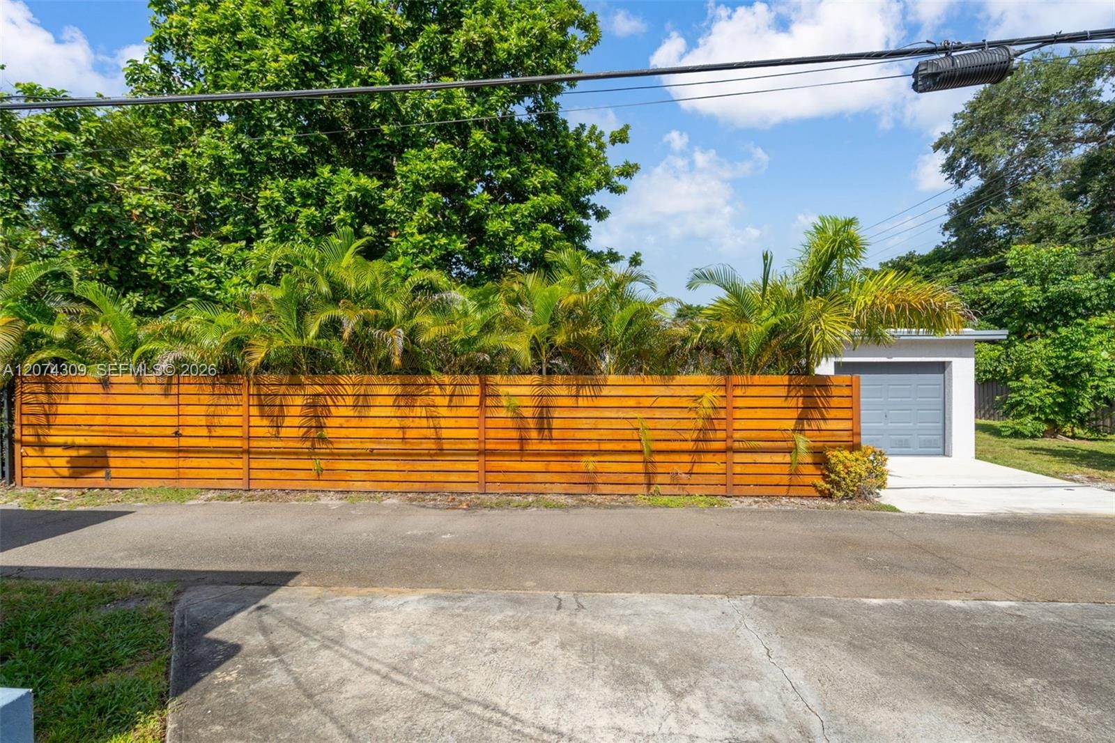 8911 N Miami Avenue — photo 12