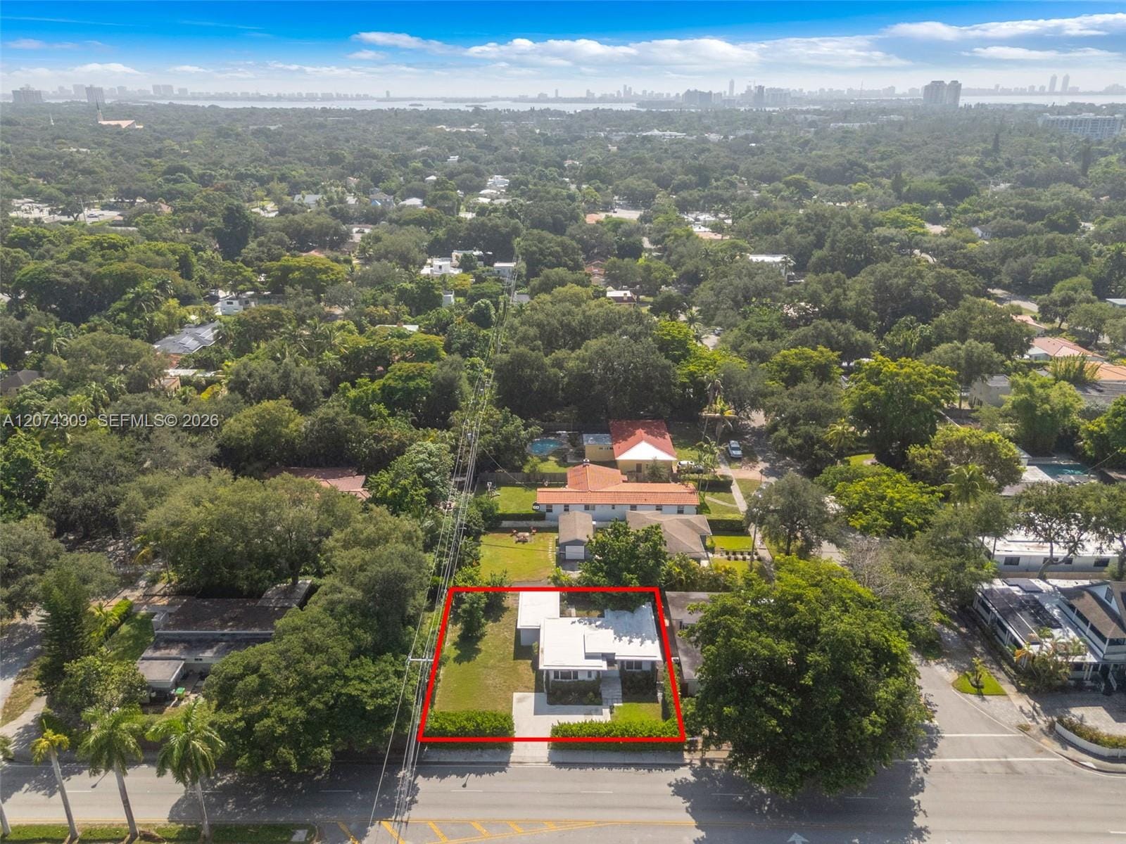 8911 N Miami Avenue, El Portal, FL 33150 photo 16