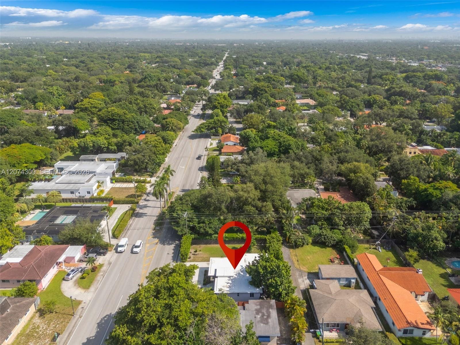 8911 N Miami Avenue, El Portal, FL 33150 photo 17