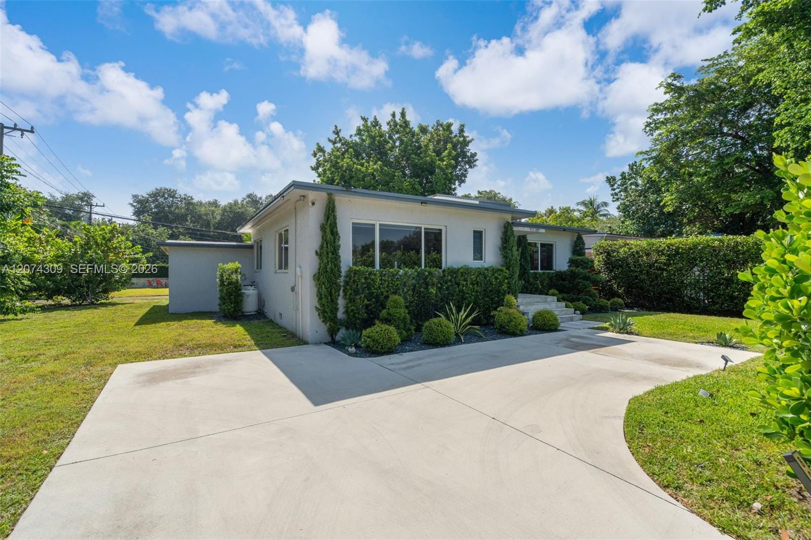 8911 N Miami Avenue, El Portal, FL 33150