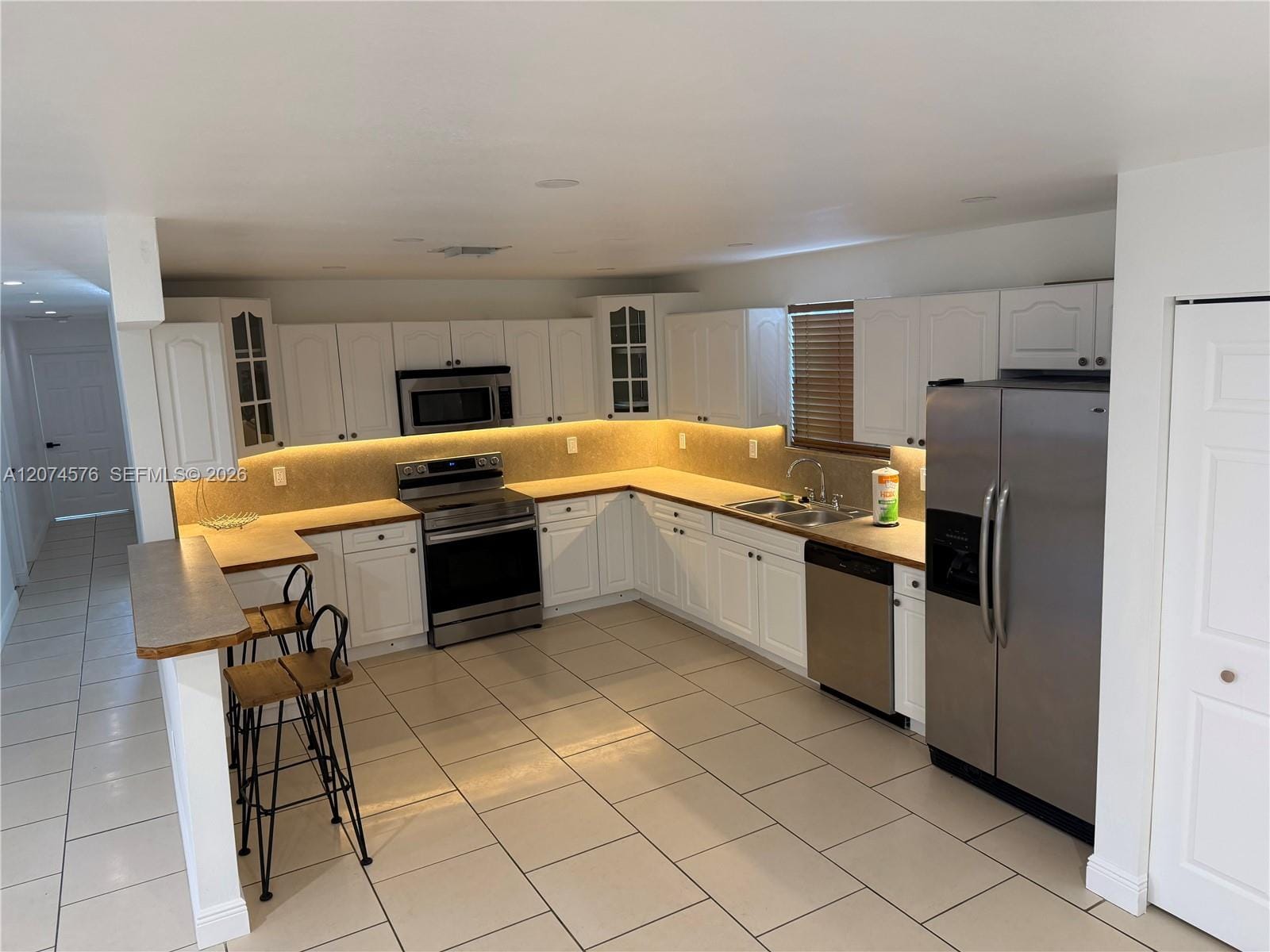 5201 SW 22nd Street — photo 3