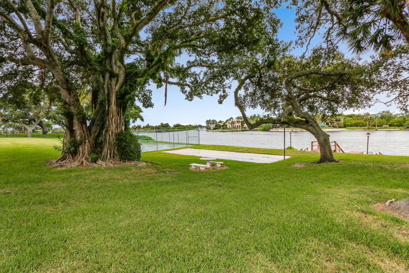 386 GOLFVIEW Road D, North Palm Beach, FL 33408