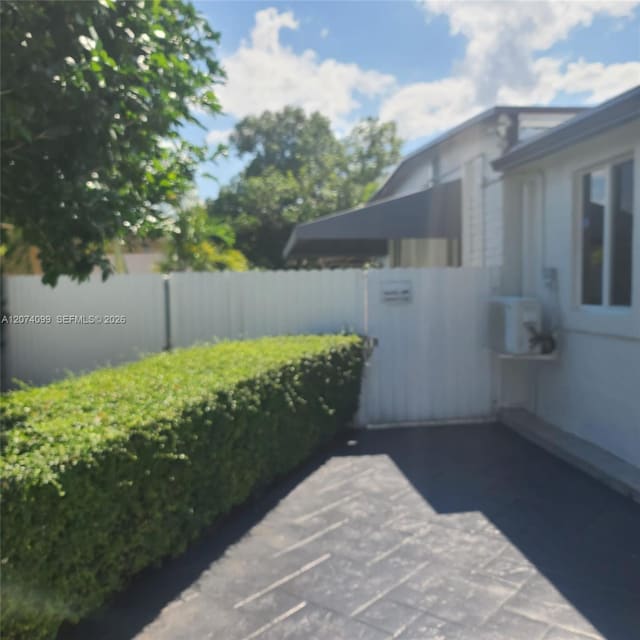 3740 NW 165 Street 3740, Miami Gardens, FL 33054