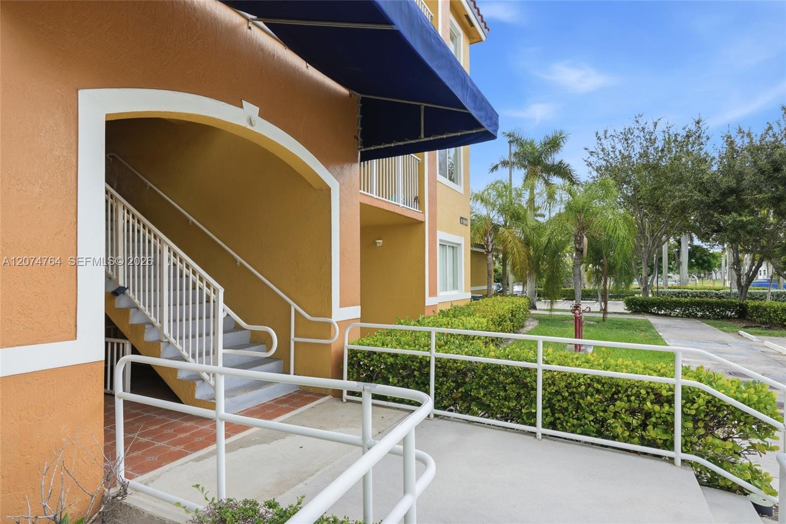 21000 SW 87th Avenue 307, Cutler Bay, FL 33189 photo 2