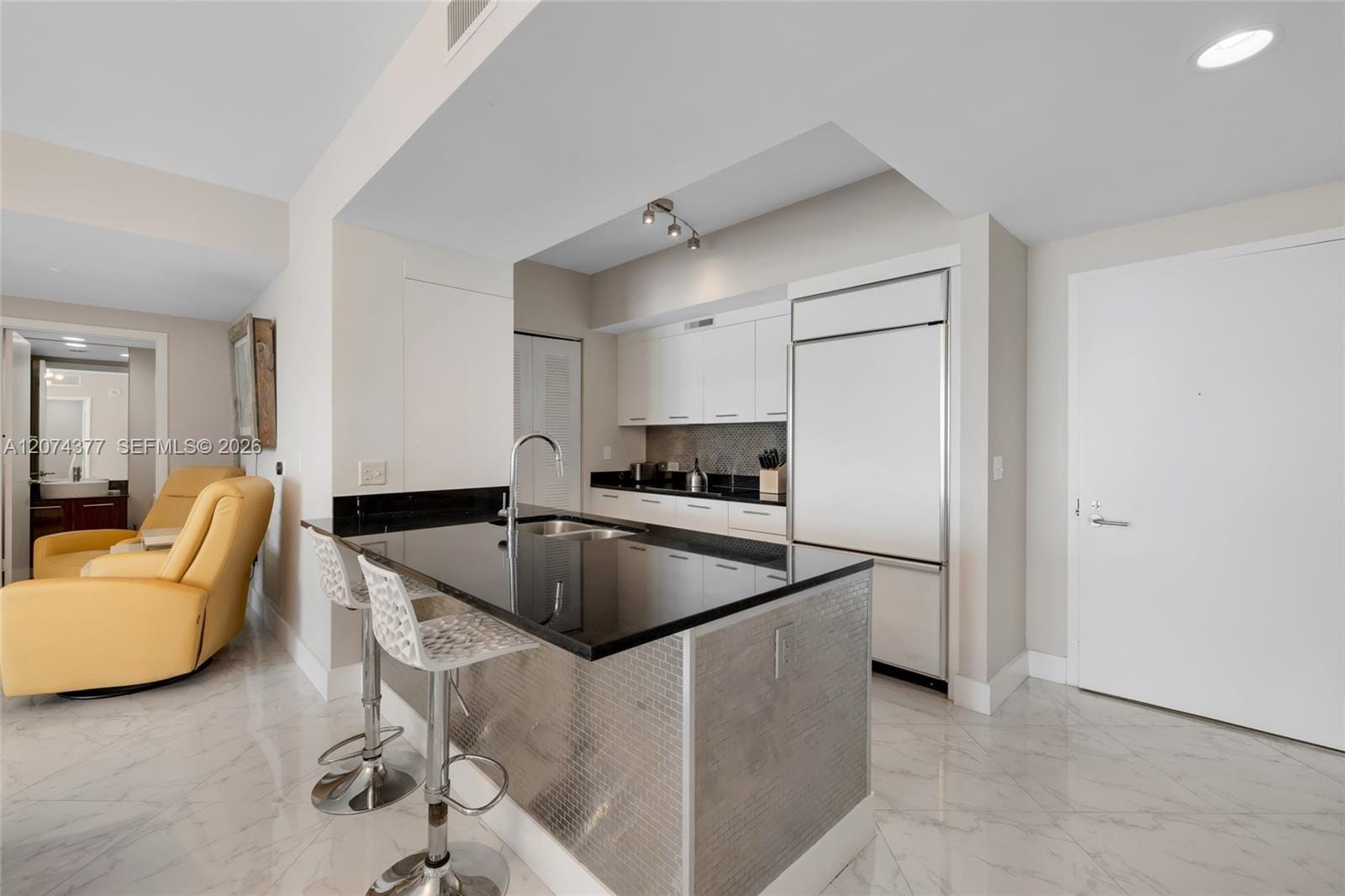 3951 S Ocean Drive 902 — photo 11