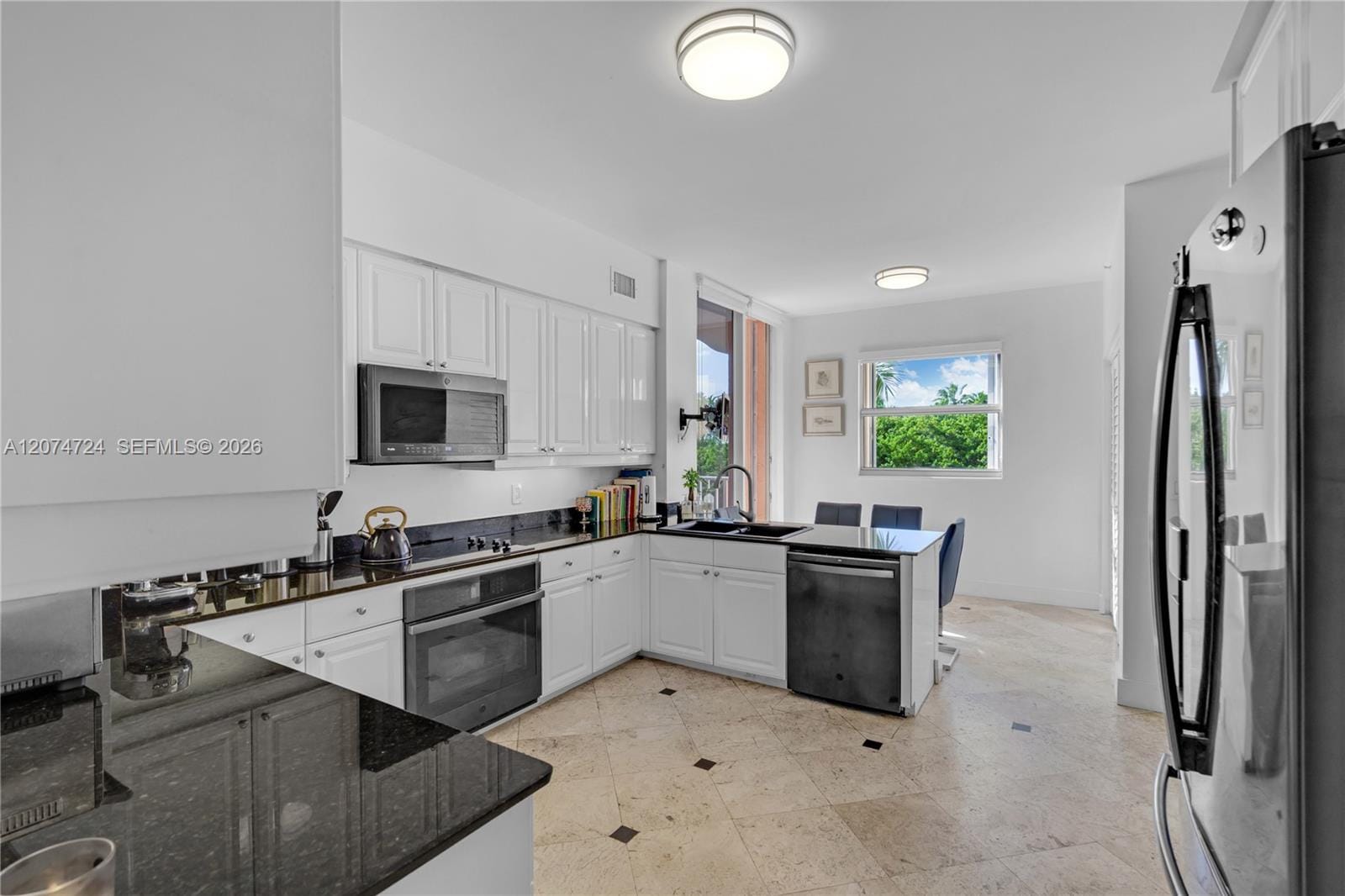 737 Crandon Boulevard PH-1, Key Biscayne, FL 33149 photo 22