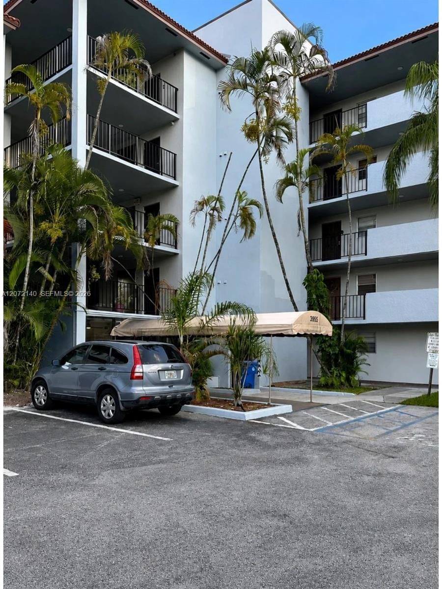 3955 N Nob Hill Road 403, Sunrise, FL 33351