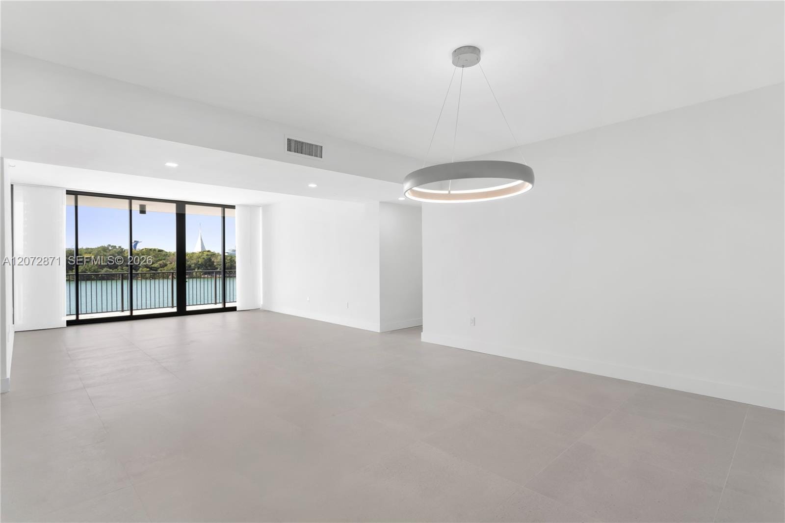 1000 Venetian Way 301/303, Miami, FL 33139