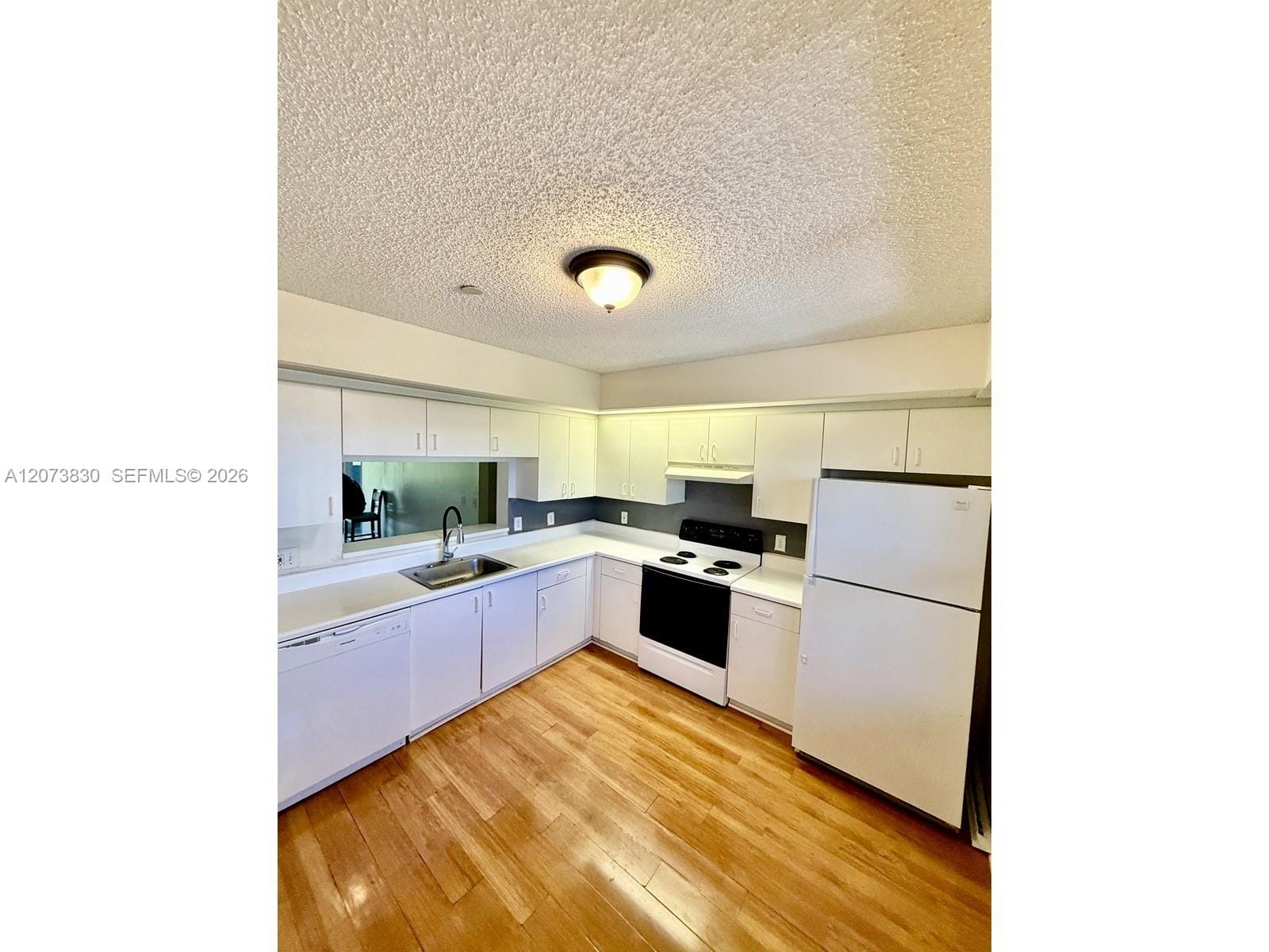 571 SW 142nd Avenue 407O, Pembroke Pines, FL 33027 photo 2