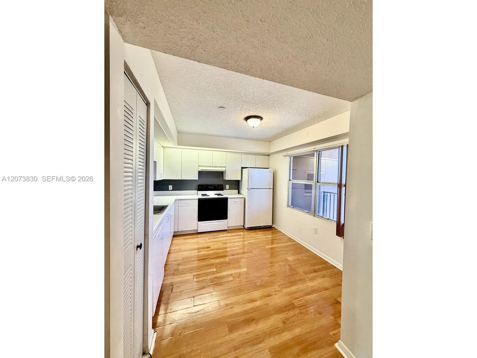 571 SW 142nd Avenue 407O, Pembroke Pines, FL 33027 photo 3
