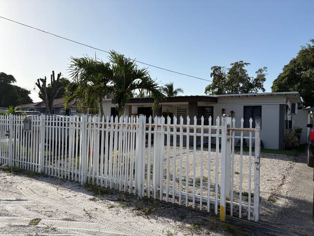 3001 NW 106th Street, Acme Gulfair 2nd, Miami, FL