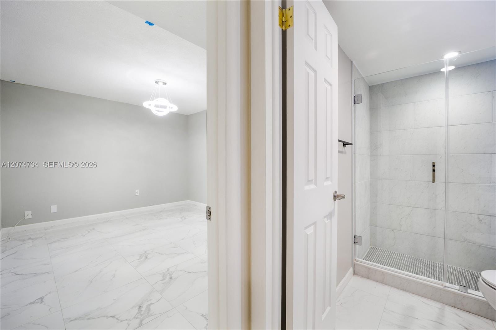 10000 NW 80th Court 2102, Hialeah Gardens, FL 33016 photo 3