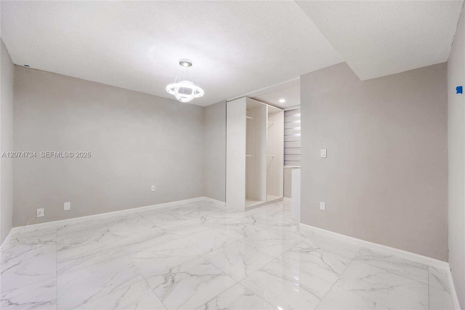 10000 NW 80th Court 2102, Hialeah Gardens, FL 33016 photo 4