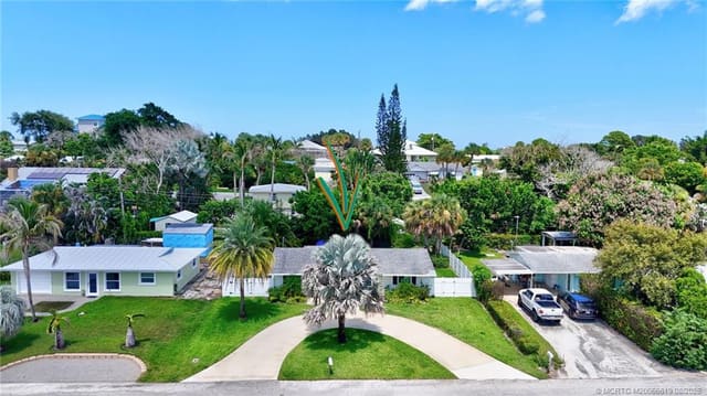4121 NE Cheri Drive, Jensen Beach, FL 34957
