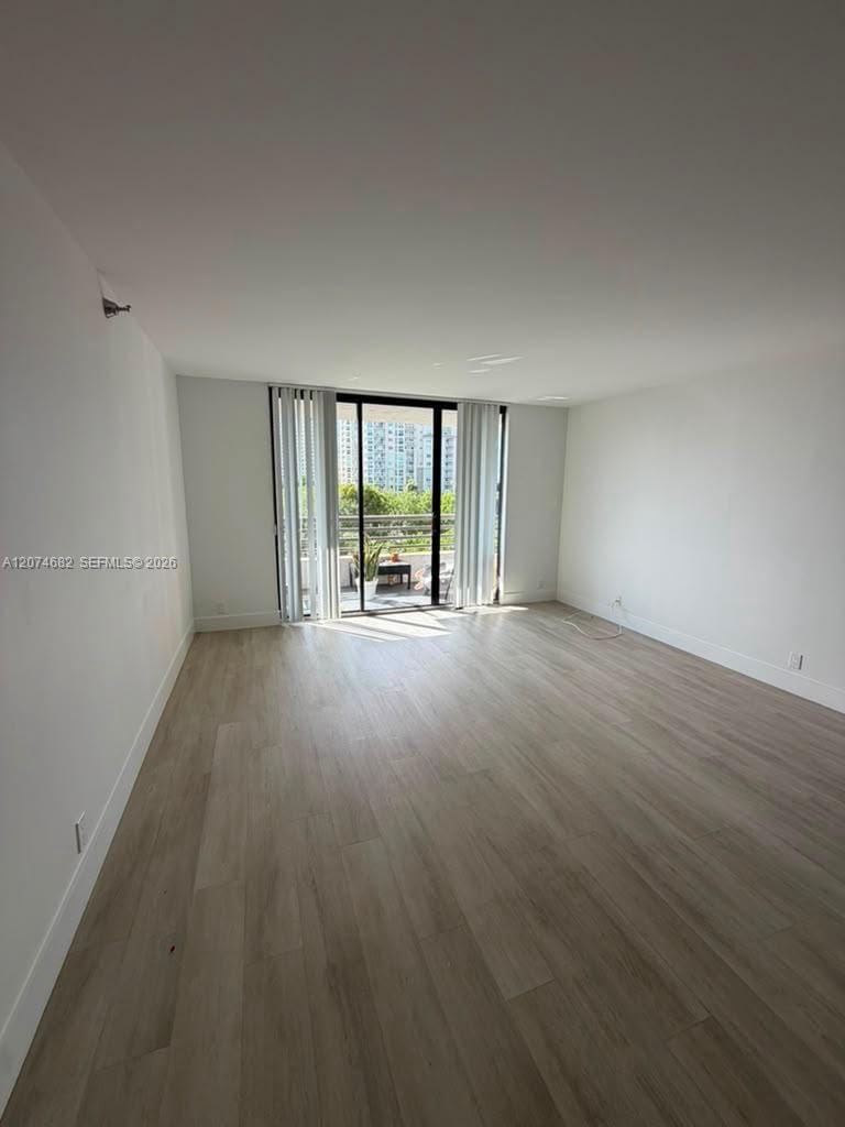3300 NE 191st Street 502 — photo 7