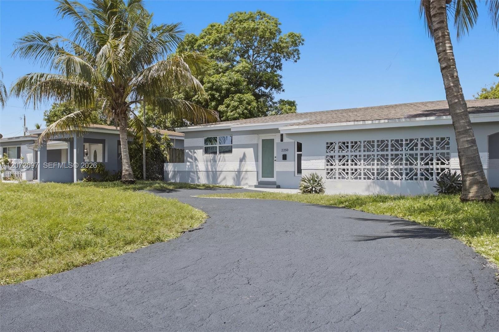 2250 Gulfstream Drive — photo 2