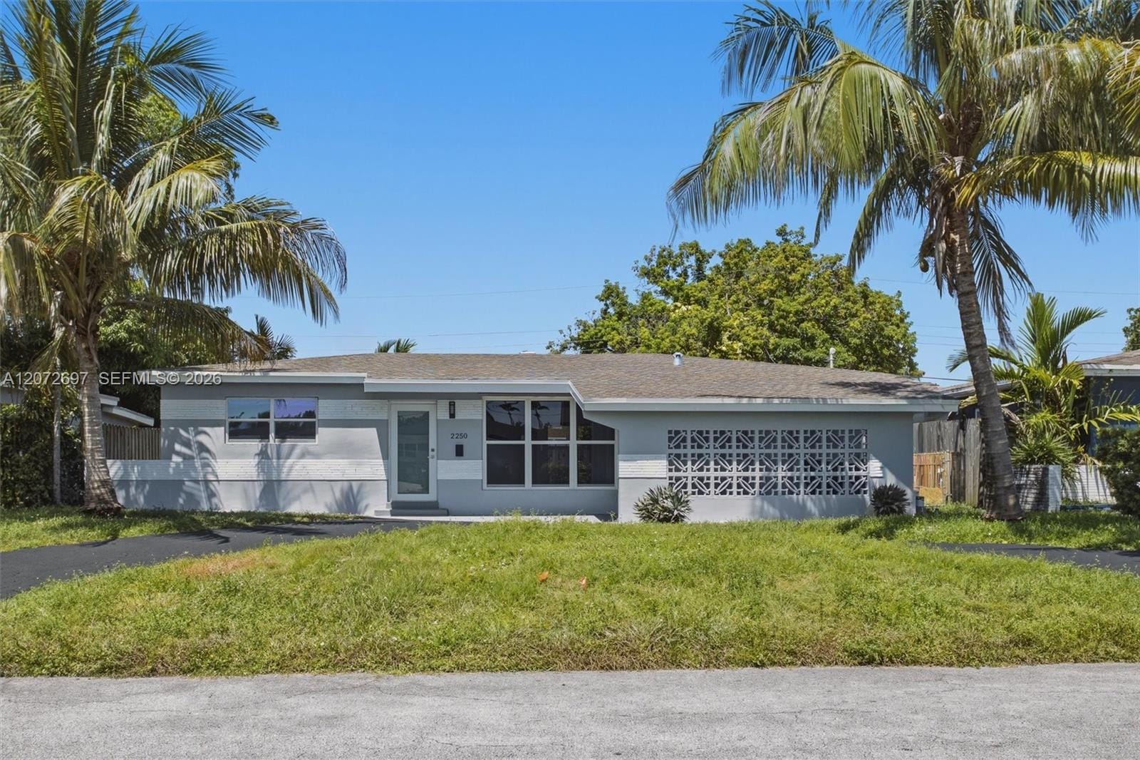 2250 Gulfstream Drive — photo 3