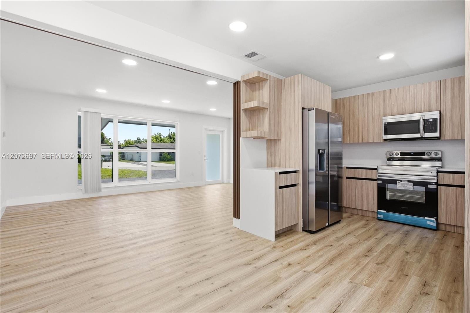 2250 Gulfstream Drive — photo 9