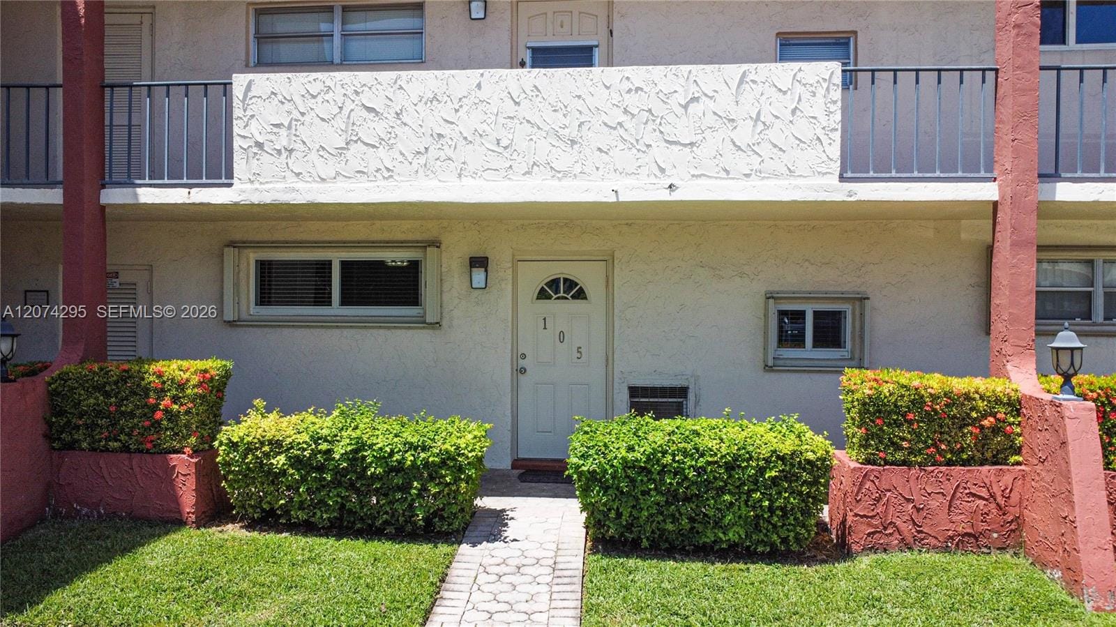 300 S Hollybrook Drive 105, Pembroke Pines, FL 33025