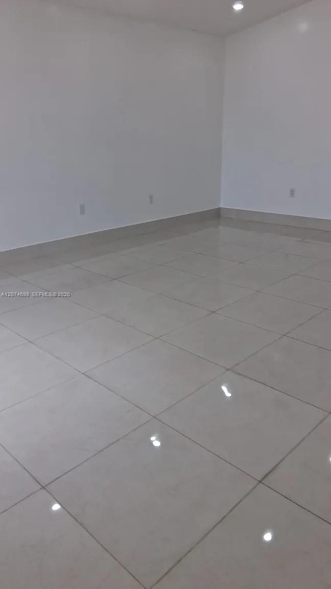 7001 W 35th Avenue 175, Hialeah, FL 33018