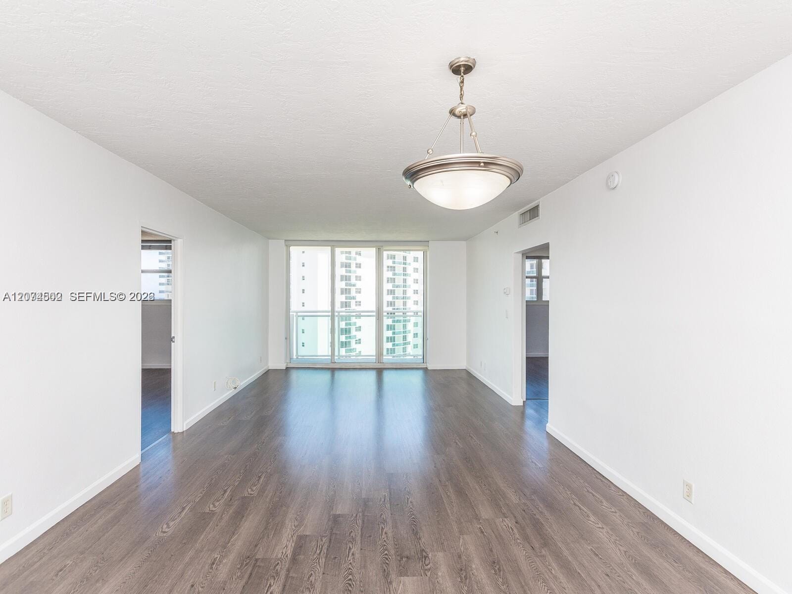 3000 S Ocean Drive 922 — photo 5