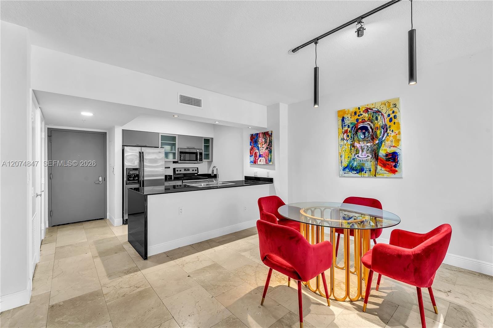 1750 Bayshore Drive 2004, Miami, FL 33132 photo 4