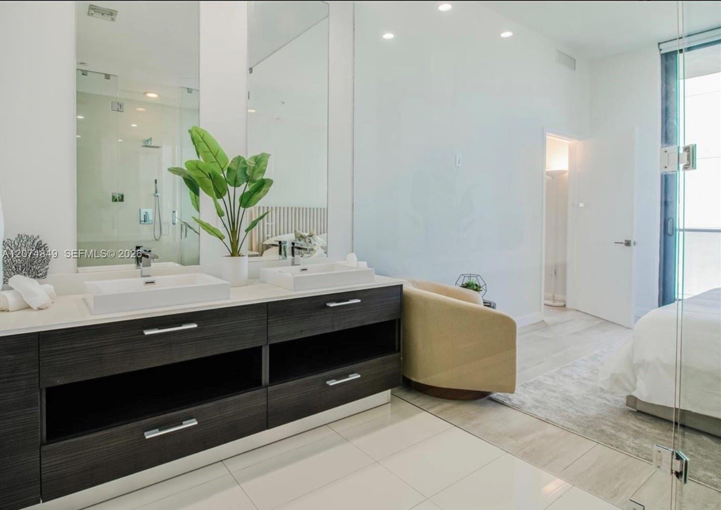 55 SW 9th Street 4409 — photo 5