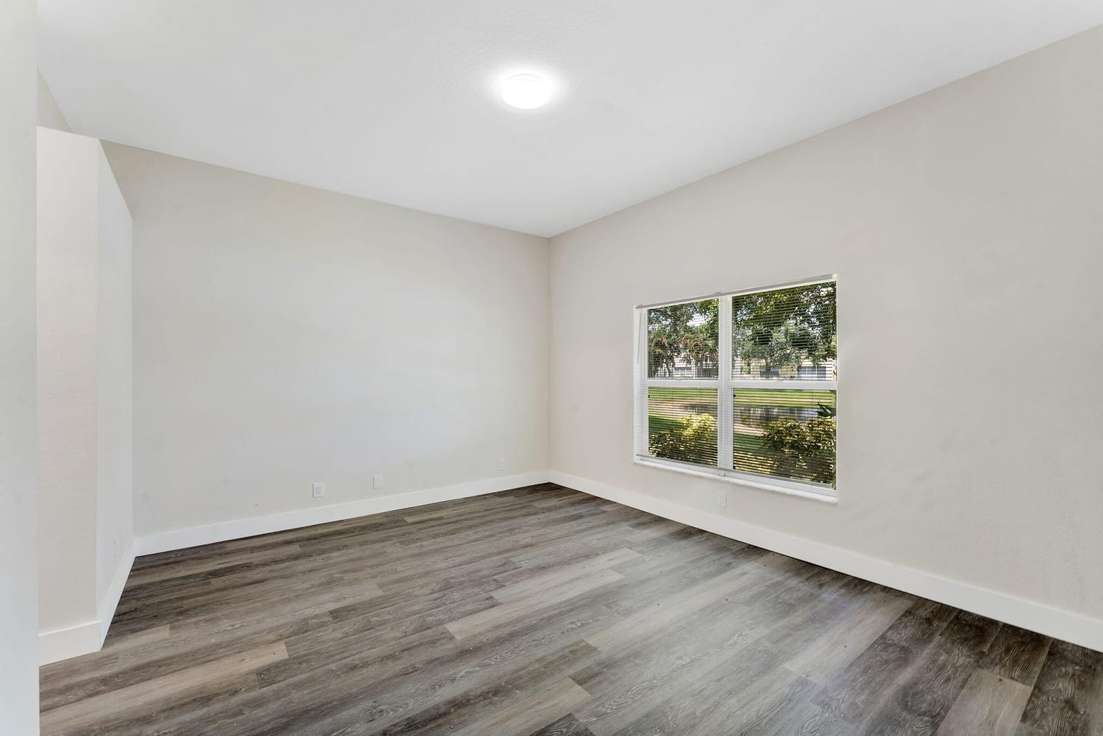 120 HAMILTON Terrace, Royal Palm Beach, FL 33414