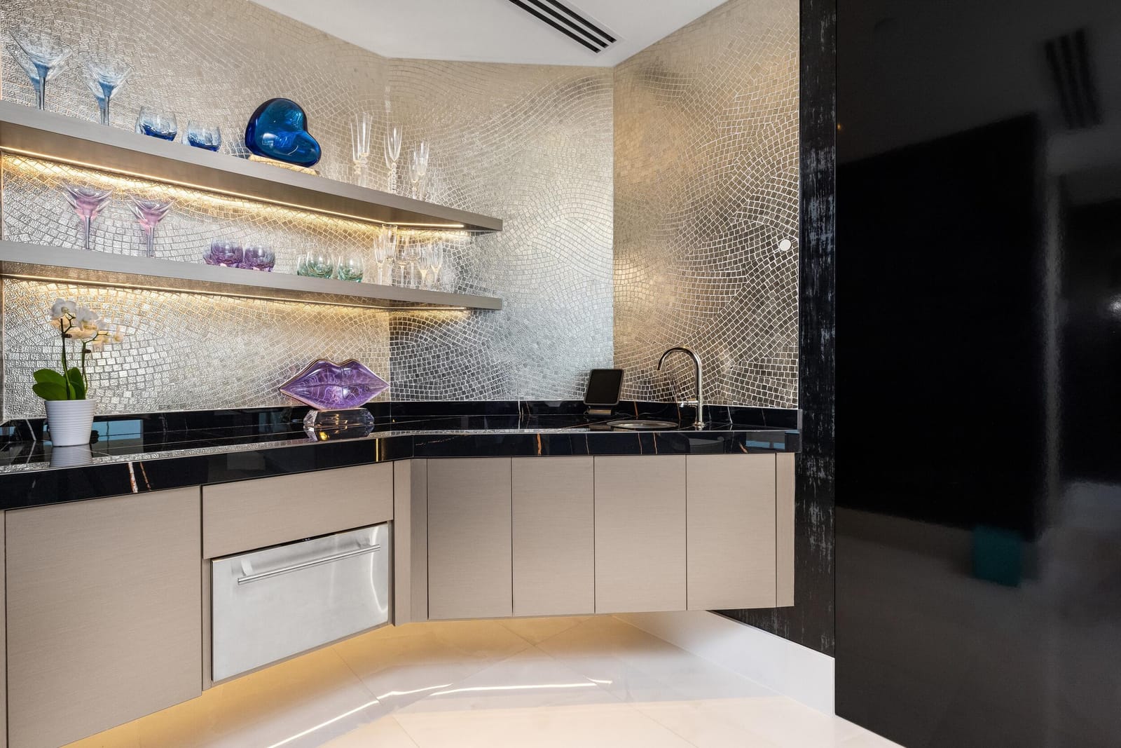 525 N FORT LAUDERDALE BEACH Boulevard 1702 — photo 10