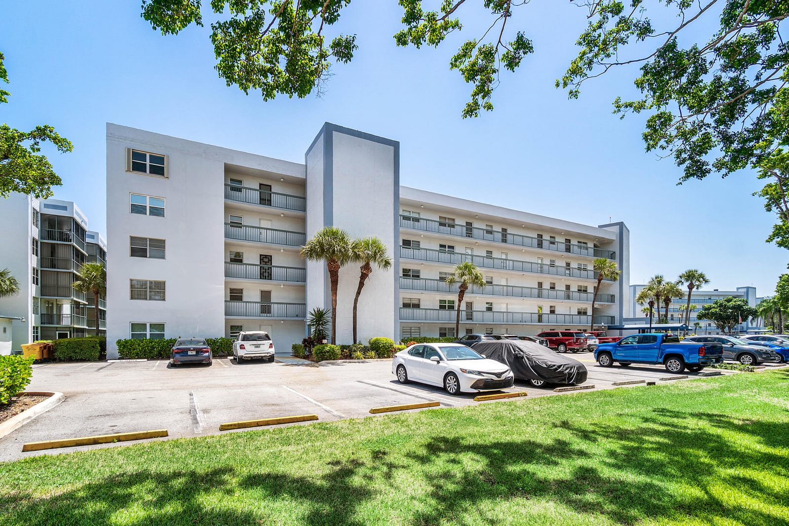 6500 NW 2ND Avenue 513, Boca Raton, FL 33487 photo 2