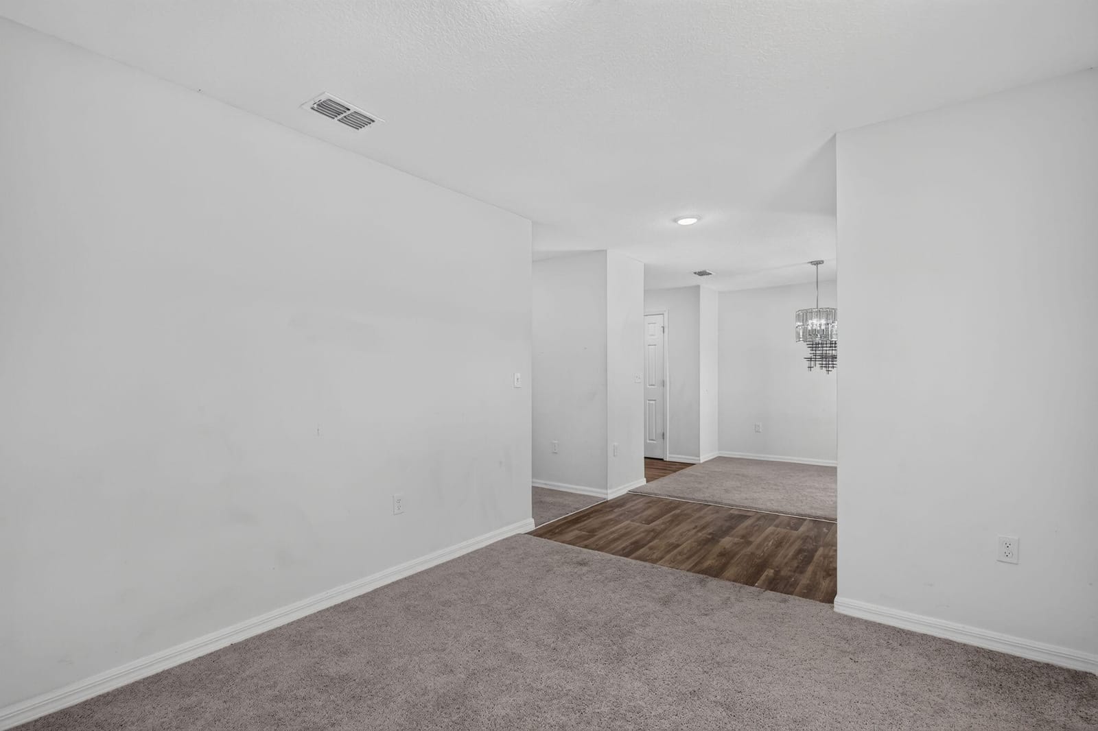 2078 SE JOYNER Circle — photo 4