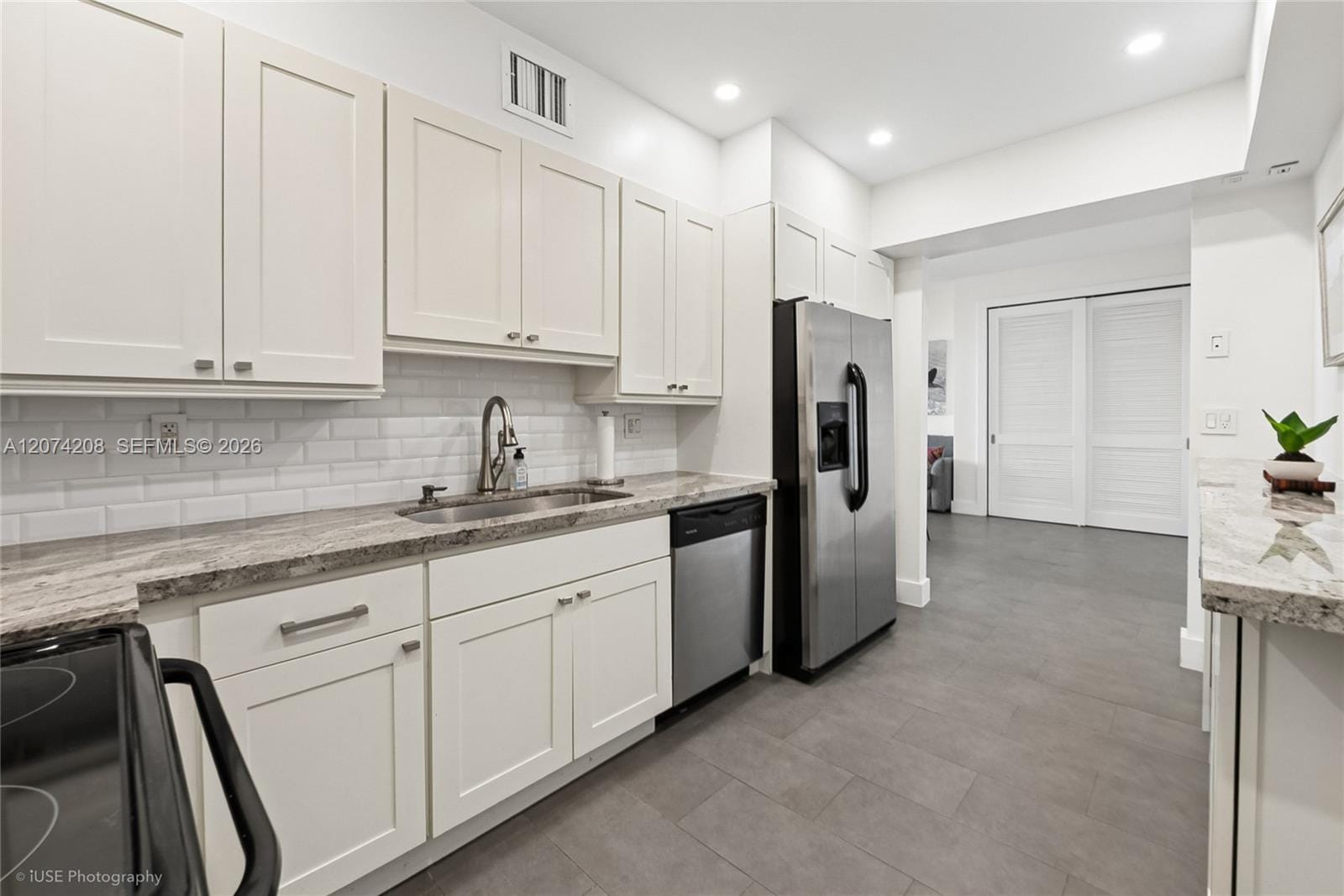90 Edgewater Drive PH11, Coral Gables, FL 33133 photo 4