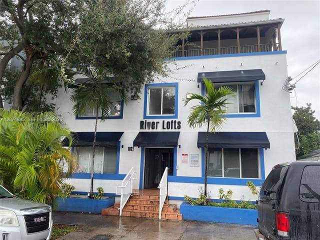 1021 NW 3rd Street 207, Miami, FL 33128