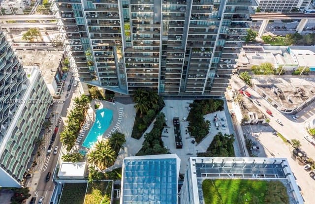 88 SW 7 2112, Rise, Miami, FL